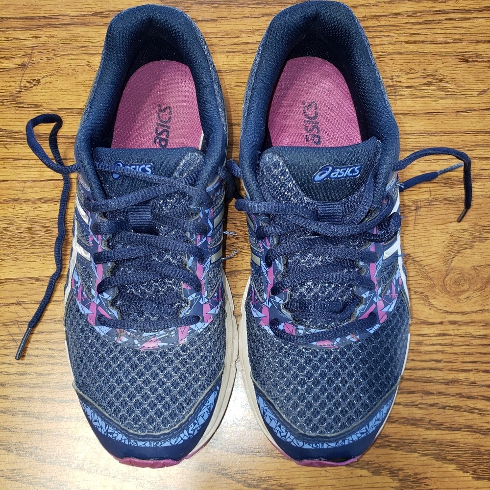 Asics Gel Excite 4 T6E8N Size 7